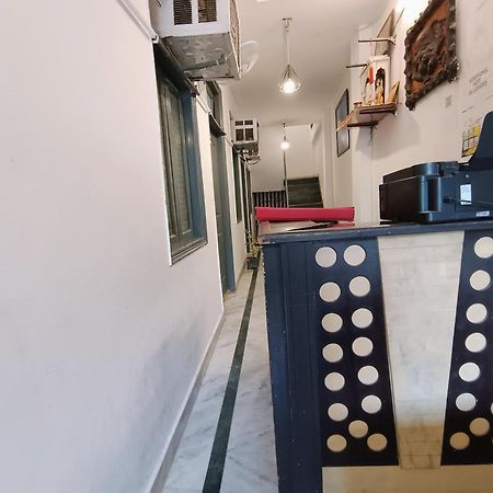 Hotel Hauz Khas Fort View Neu-Delhi Exterior foto