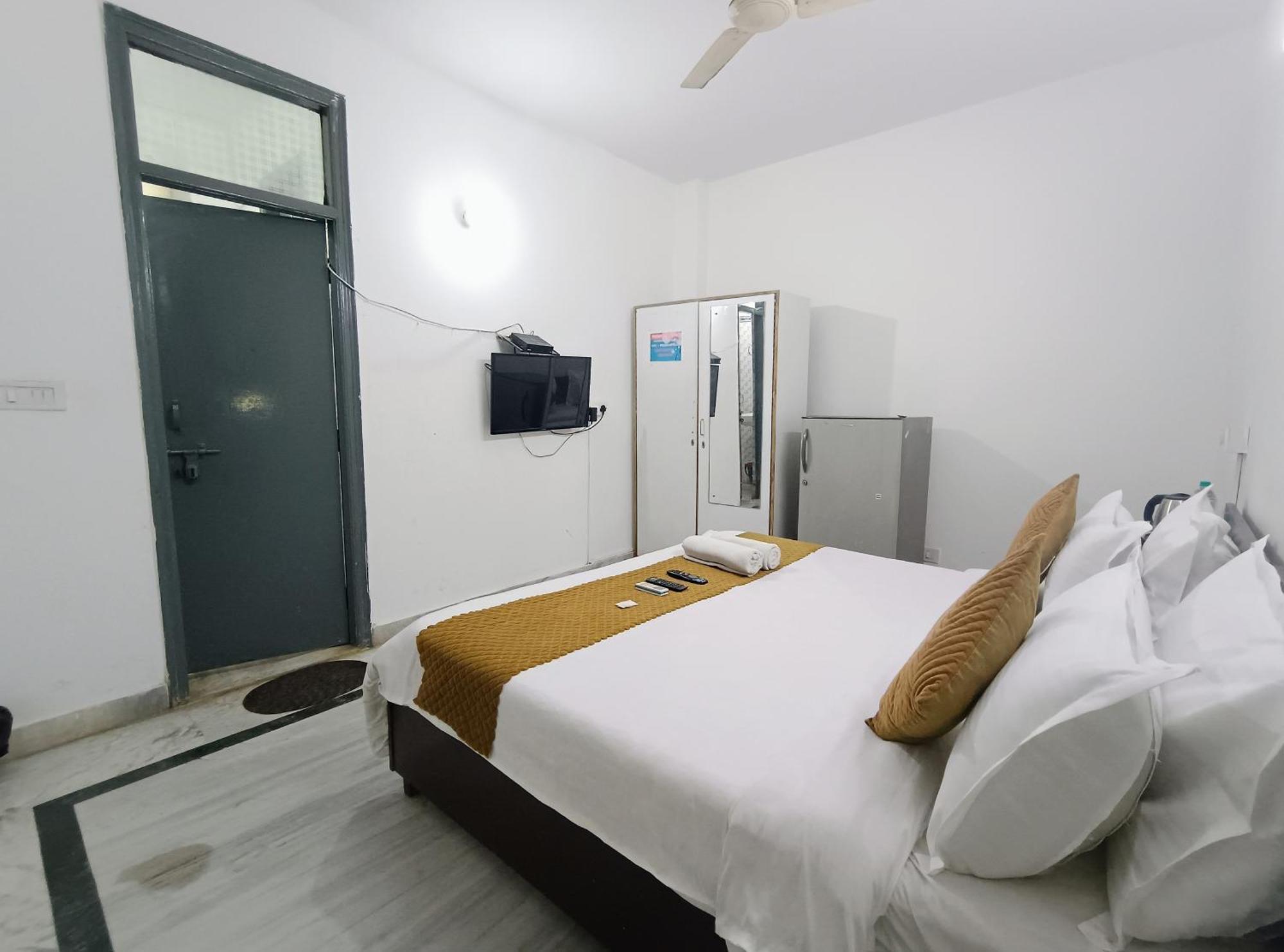 Hotel Hauz Khas Fort View Neu-Delhi Exterior foto