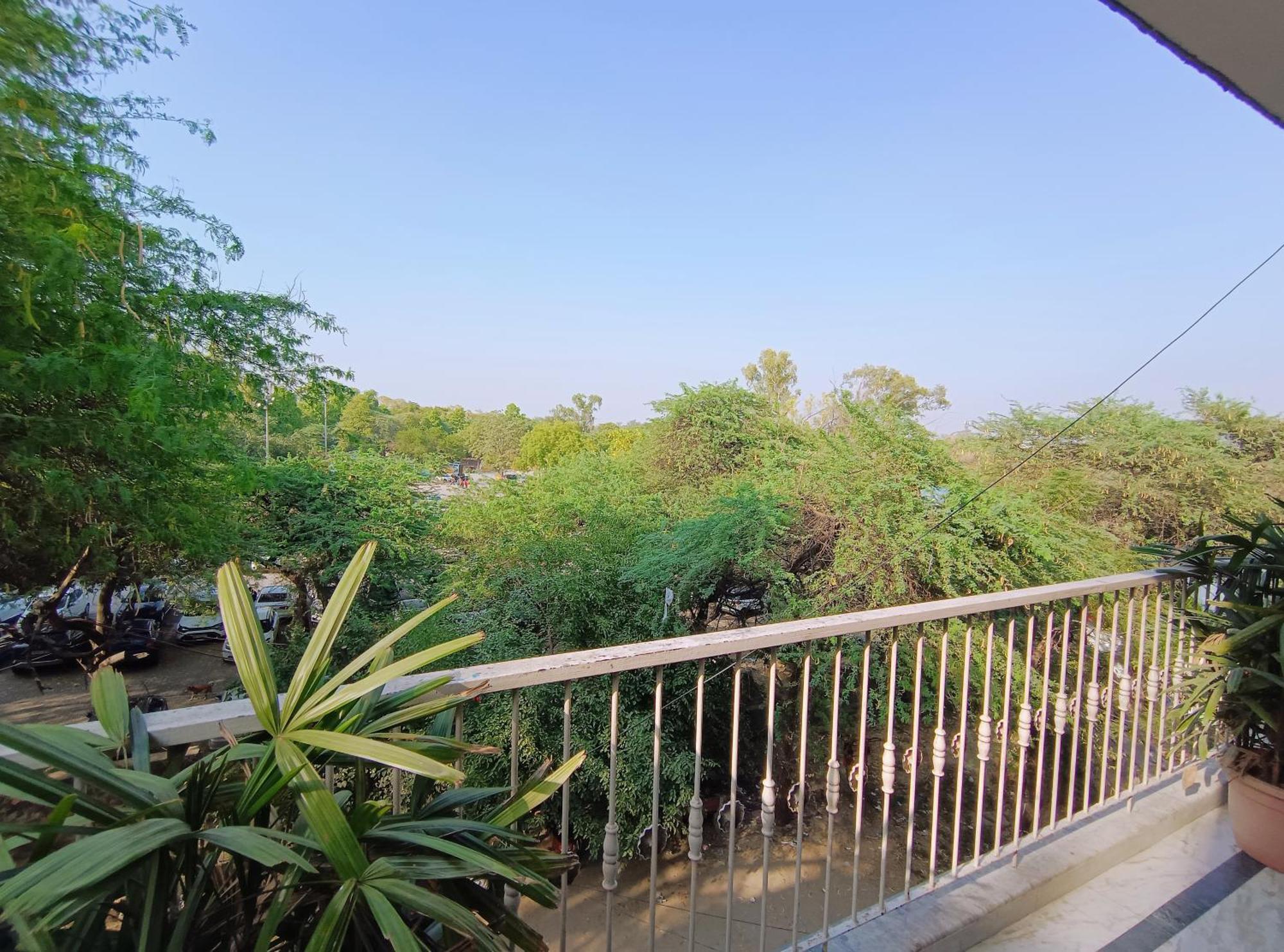 Hotel Hauz Khas Fort View Neu-Delhi Exterior foto