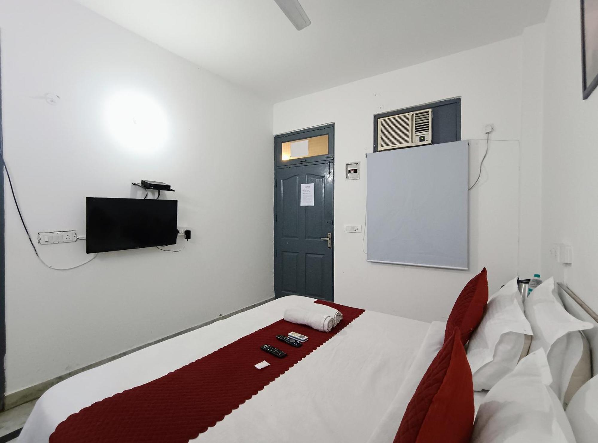 Hotel Hauz Khas Fort View Neu-Delhi Exterior foto