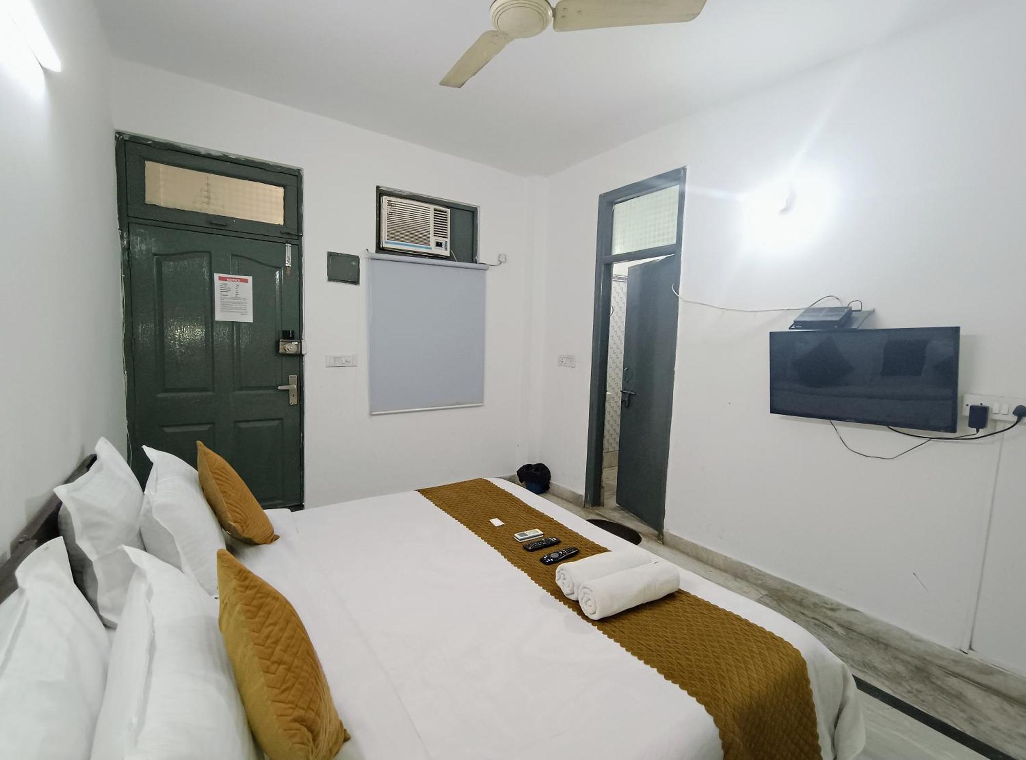 Hotel Hauz Khas Fort View Neu-Delhi Exterior foto