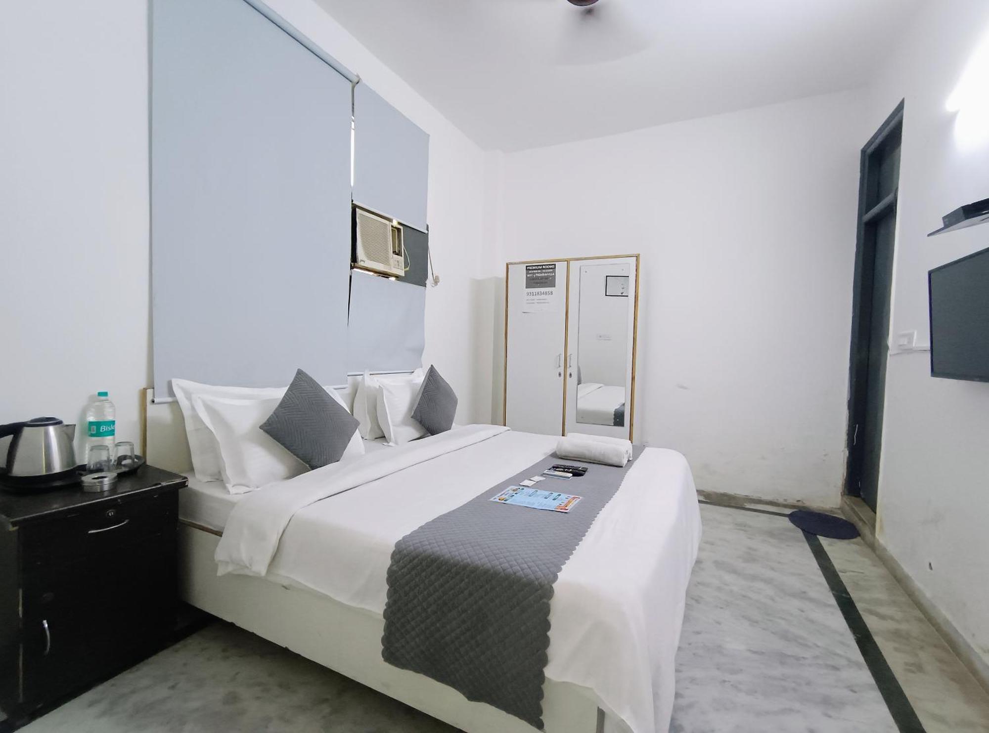 Hotel Hauz Khas Fort View Neu-Delhi Exterior foto